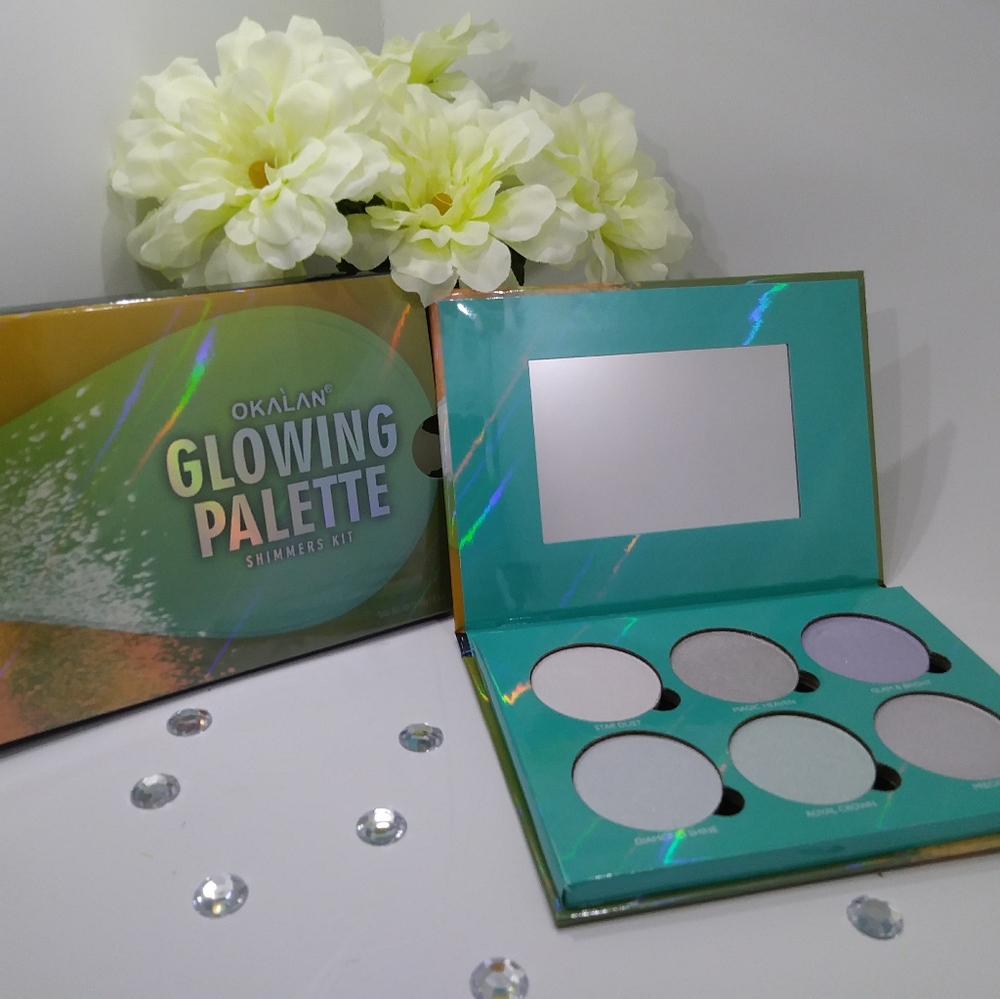 GLOWING PALETTE